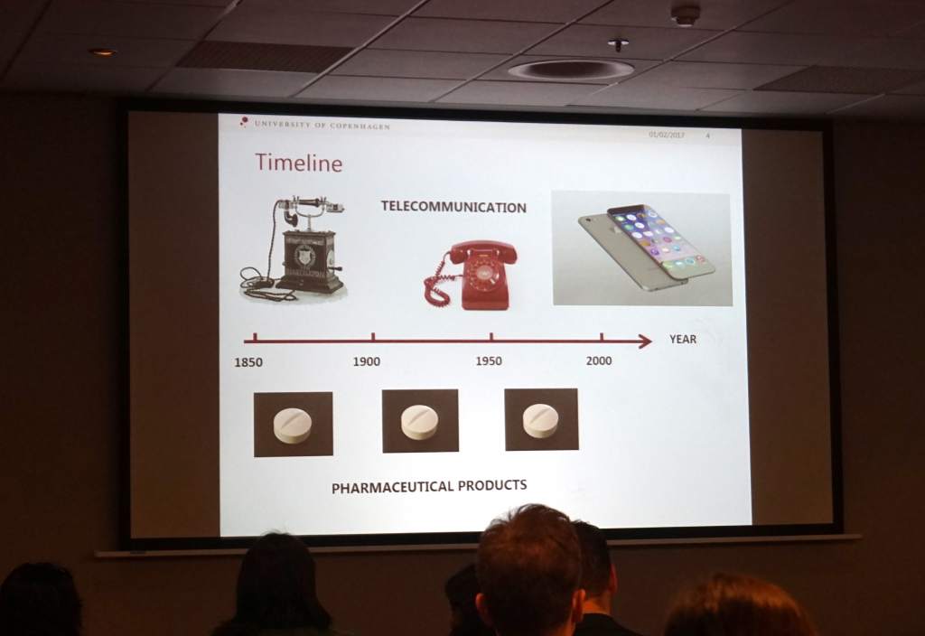 Evolution of pharmaceutical products in comparison to the telecommunications industry. Slide by Professor Jukka Rantanen from "Designing compartmental pharmaceutical products based on 3D printing" at 3D Medical Expo 2017